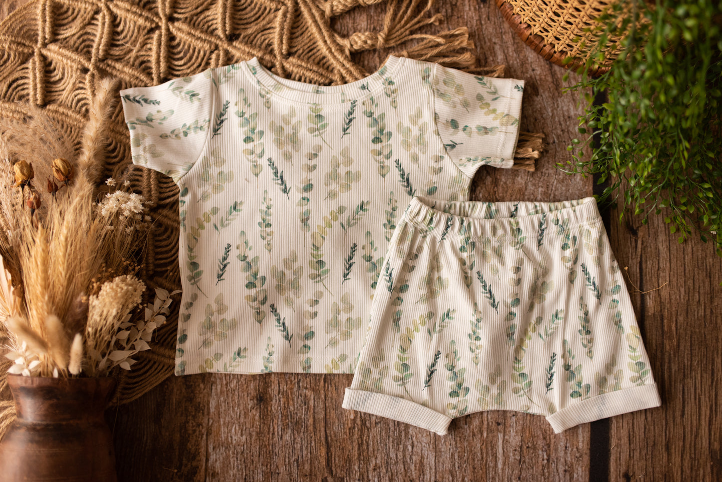 Eucalyptus T-Shirt & Harem Shorts Set