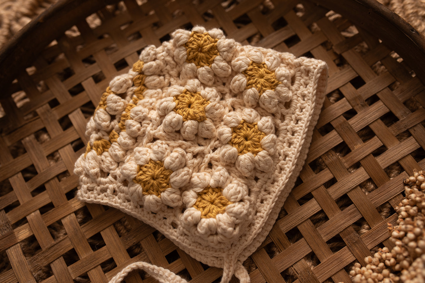 Crochet Daisy Bonnet - Newborn