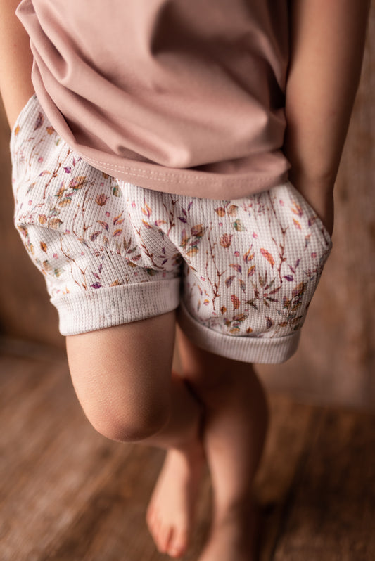 Mauve Meadow T-Shirt & Vintage Shorts Set